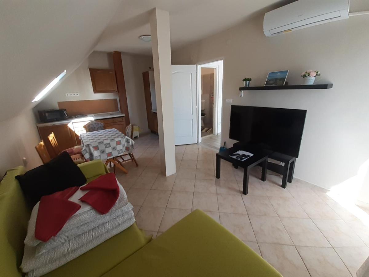 Margareta Apartman - Balatonlelle Exterior foto